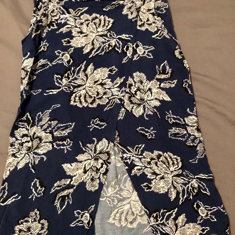 Blue floral midi skirt